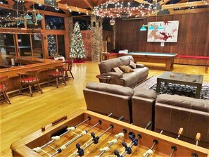 Games room - Spring Lake Ranch has a Private, Rustic Lodge perfect for family/group retreats! (Potosi)