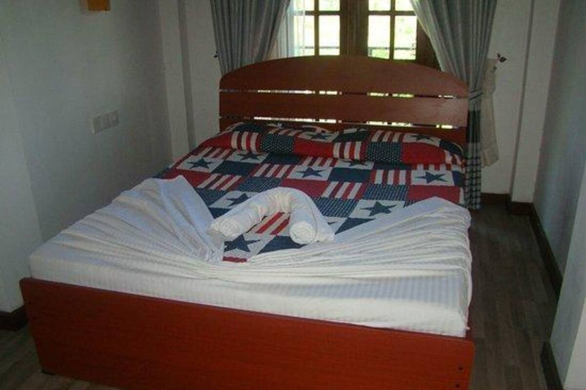 Basic Double Room, Multiple Beds, Mountain View | Iron/ironing board (on request)