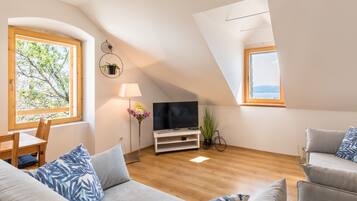 TV, DVD player, stereo