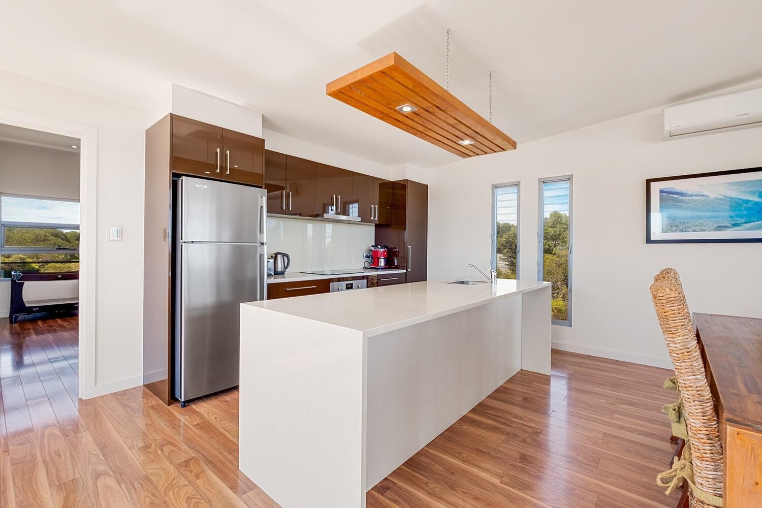 Lakeview - A modern and beautifully designed holiday home — image 10