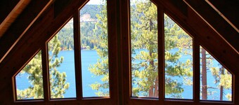 3 bedroom and loft, 3 bath, sleeps 8. Direct Donner Lake Access: DLR#070
