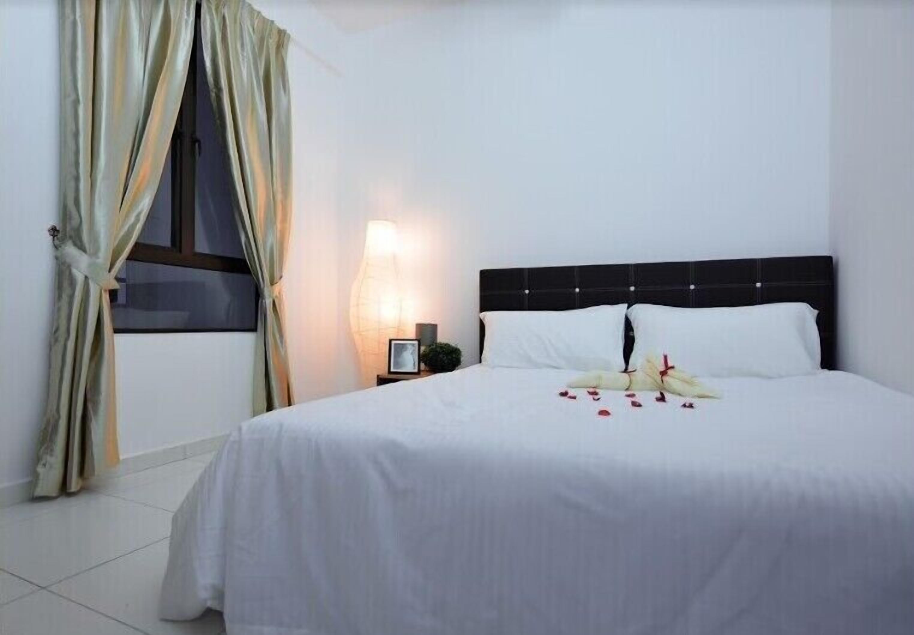 3 habitaciones y ropa de cama 