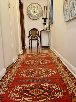 Interior - Vista unit: 2.5 bedrooms, Close to the City/beach/airport/train station (Arncliffe)