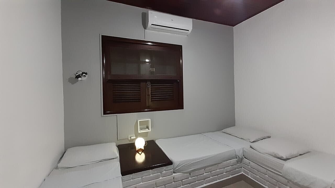 4 Schlafzimmer, Bügeleisen/Bügelbrett, kostenloses WLAN, Bettwäsche