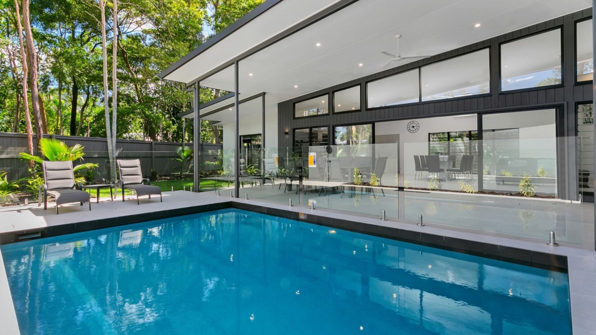 VILLA TIINO @ CLIFTON BEACH