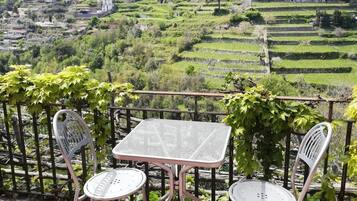 Apartment, 1 Queen-Bett und Schlafsofa (Appartamento 10) | Terrasse/Patio