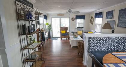 Remodeled 4 BR Waterfront Beach House with all the Comforts of Home...and more!