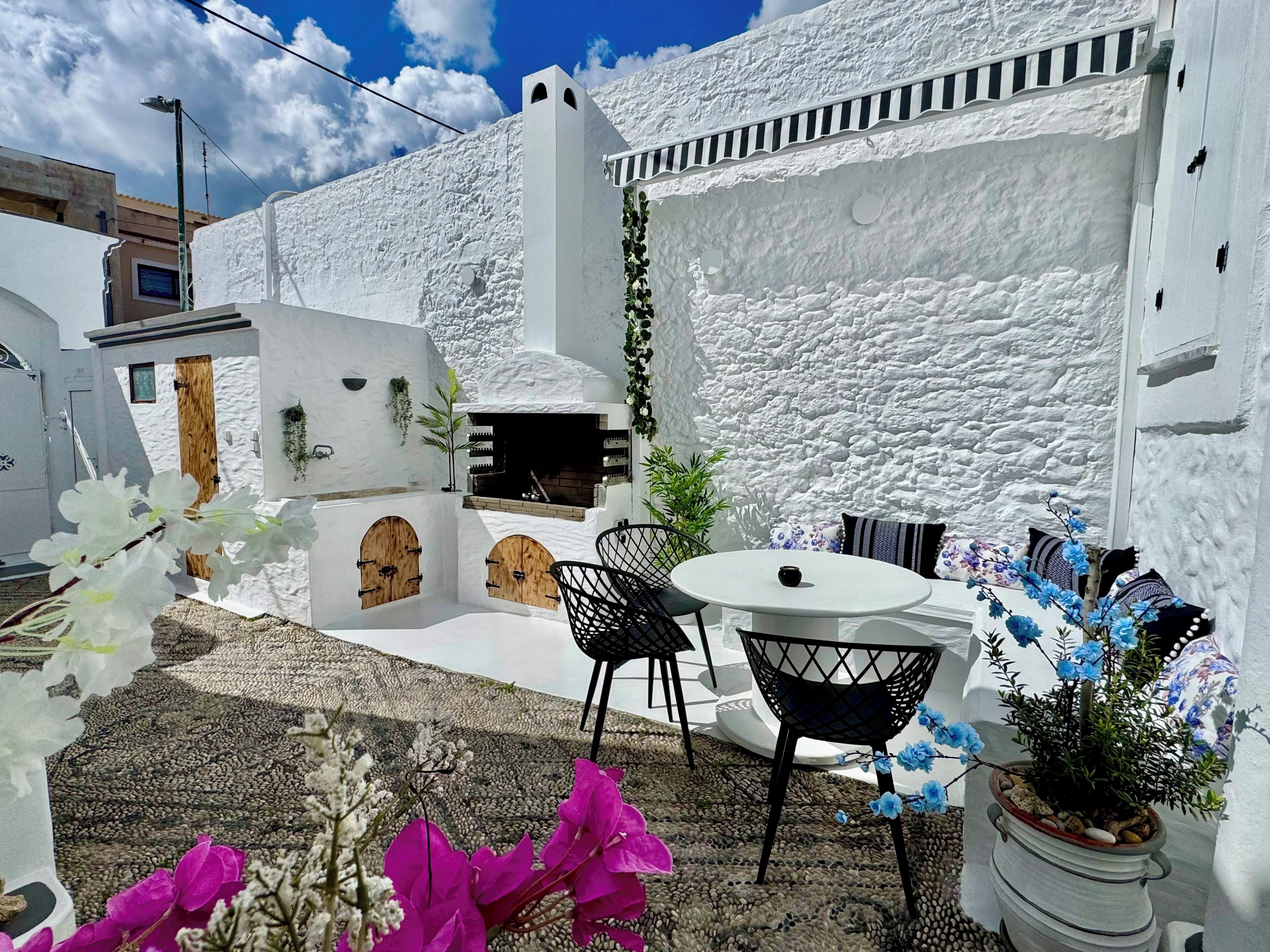 تناول الطعام بالخارج