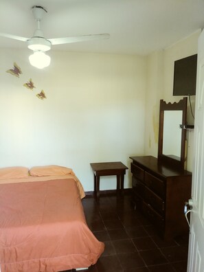 8 habitaciones y wifi 