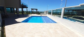 309, 3 bedroom apartment on the sea court