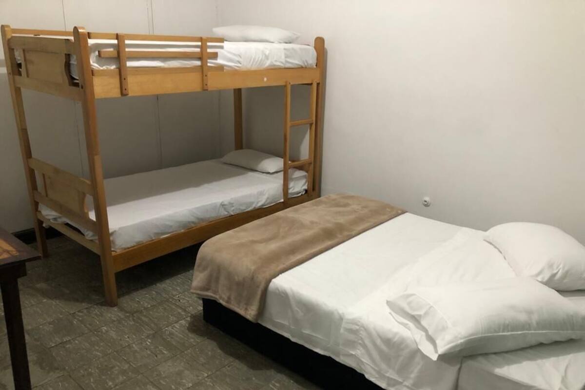 Family Triple Room | Free WiFi, bed sheets