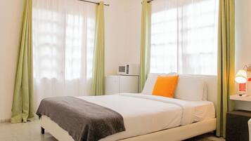 1 Schlafzimmer, BĂŒgeleisen/BĂŒgelbrett, kostenloses WLAN, BettwĂ€sche