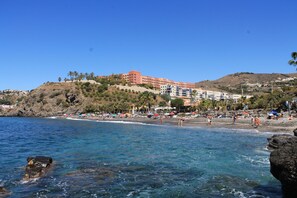 On the beach - Penthouse beach Cabria: Penthouse in front of the beach in a privileged environment. (Almuñécar)