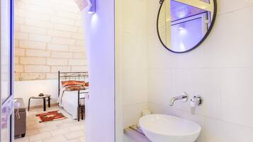 2 Schlafzimmer, Bügeleisen/Bügelbrett, Reisekinderbett, kostenloses WLAN