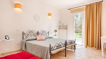 2 Schlafzimmer, Bügeleisen/Bügelbrett, Reisekinderbett, kostenloses WLAN