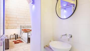 2 camere, ferro/asse da stiro, culla da viaggio, Wi-Fi gratuito