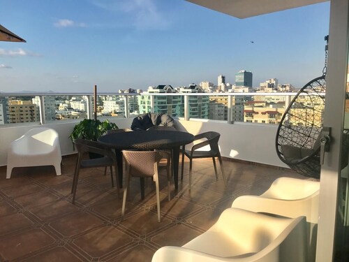Penthouse 3 niveaux, 5 chambres avec une superbe vue