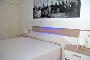 2 bedrooms, in-room safe, iron/ironing board, WiFi