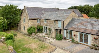 Secret Garden studio at Woodcock Farm