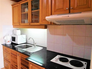 Apartment | Private kitchen | Fridge, microwave, stovetop, electric kettle