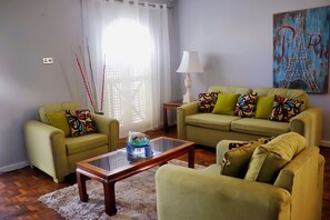 Télévision à écran plat