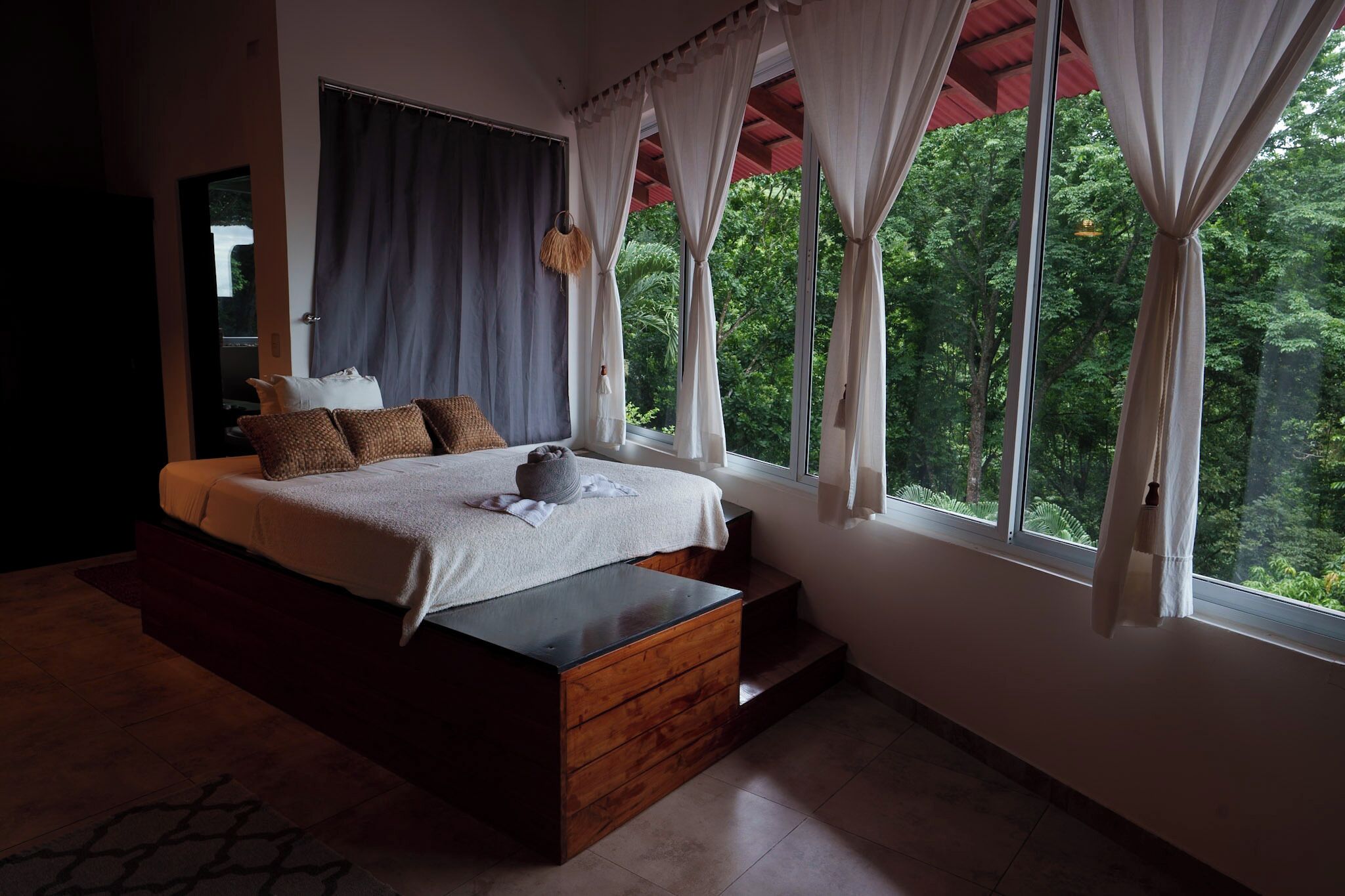 3 bedrooms, in-room safe, travel crib, free WiFi