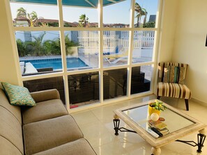 Smart TV - Romantic, Beautiful Sunsets w/Private Pool (West Punt)