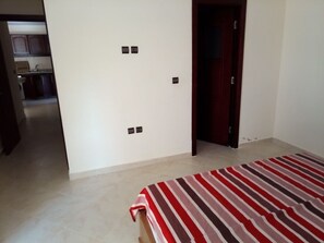 2 bedrooms, bed sheets