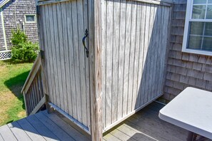 Property grounds - Four bedroom sleeping 8 just 100 yards to South Village Beach (West Dennis)