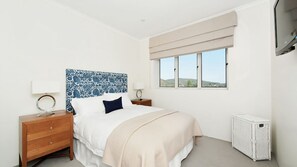 3 camere, una scrivania, ferro/asse da stiro, Wi-Fi