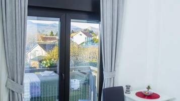 Rom – deluxe, fjellutsikt | Utsikt fra rommet