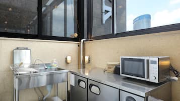 BBQ GARDEN CAMPING SUITE | Terrace/patio