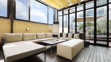 BBQ GARDEN CAMPING SUITE | Terrace/patio