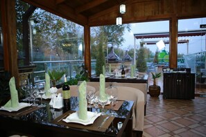 Dinner served, alfresco dining 