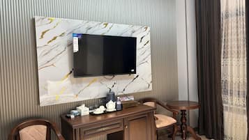 豪華雙人房 | 書桌、隔音、熨斗/熨衫板、免費 Wi-Fi