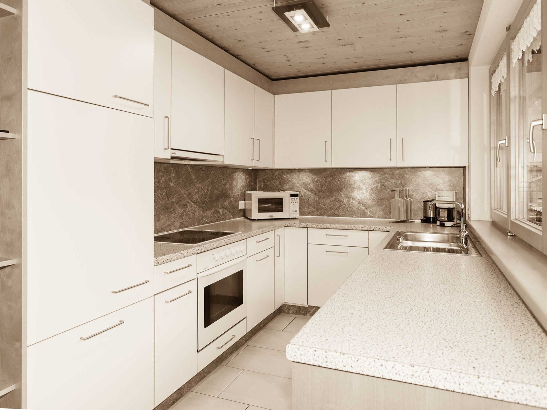 Kühlschrank, Mikrowelle