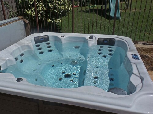 Villa in Montbrun with Pool & Mountain Views