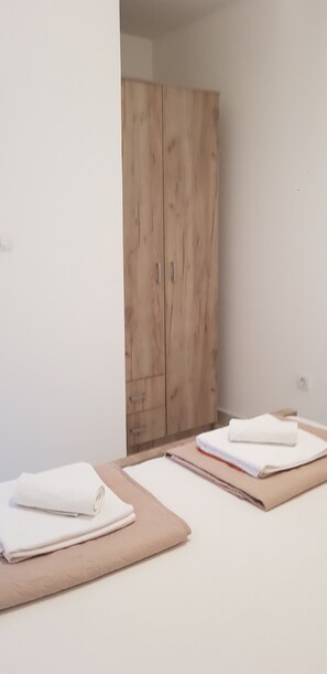 Apartment, 1 Bedroom, Ground Floor | Living room | Flat-screen TV - Paradise Apartments (Kotor)