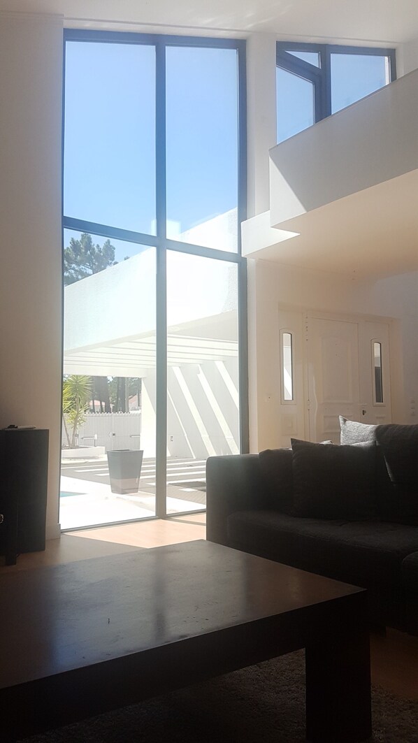 Interior - Villa with pool 5 minutes from the beach and golf (Seixal)
