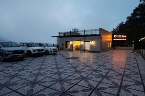 Free self parking - EllBee Mussoorie Hills (Dehradun)