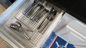 Fridge, microwave, coffee/tea maker, toaster