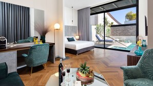 Ruby Luxurious Large Garden, Privet pool & Hot Tub - Dream Island Spa & Health Resort (Yoav)