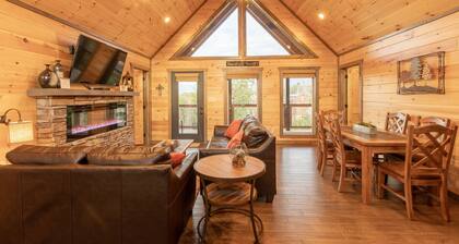 Upouusi! Mt LeConte Views! Ylellinen mökki yksityisyydellä ja helppo pääsy kaupunkiin