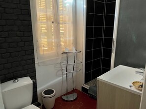 Dusche, Haartrockner, Seife
