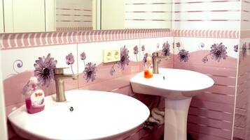 Economy Shared Dormitory, Women only (4 beds) | Bathroom | Shower, hair dryer