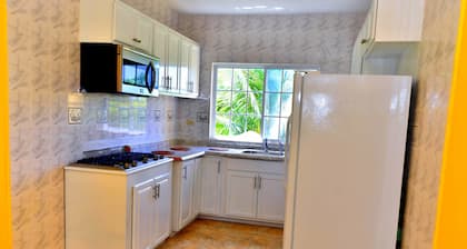 Takuma Boutique Hotel Rooms & Suites Jamaica