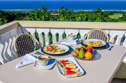 Takuma Boutique Hotel Rooms & Suites Jamaica 