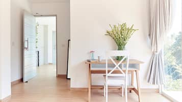 In-room safe, desk, free WiFi, bed sheets