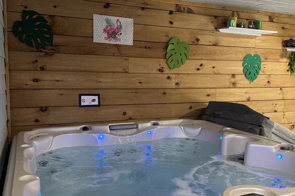 Bain à remous intérieur