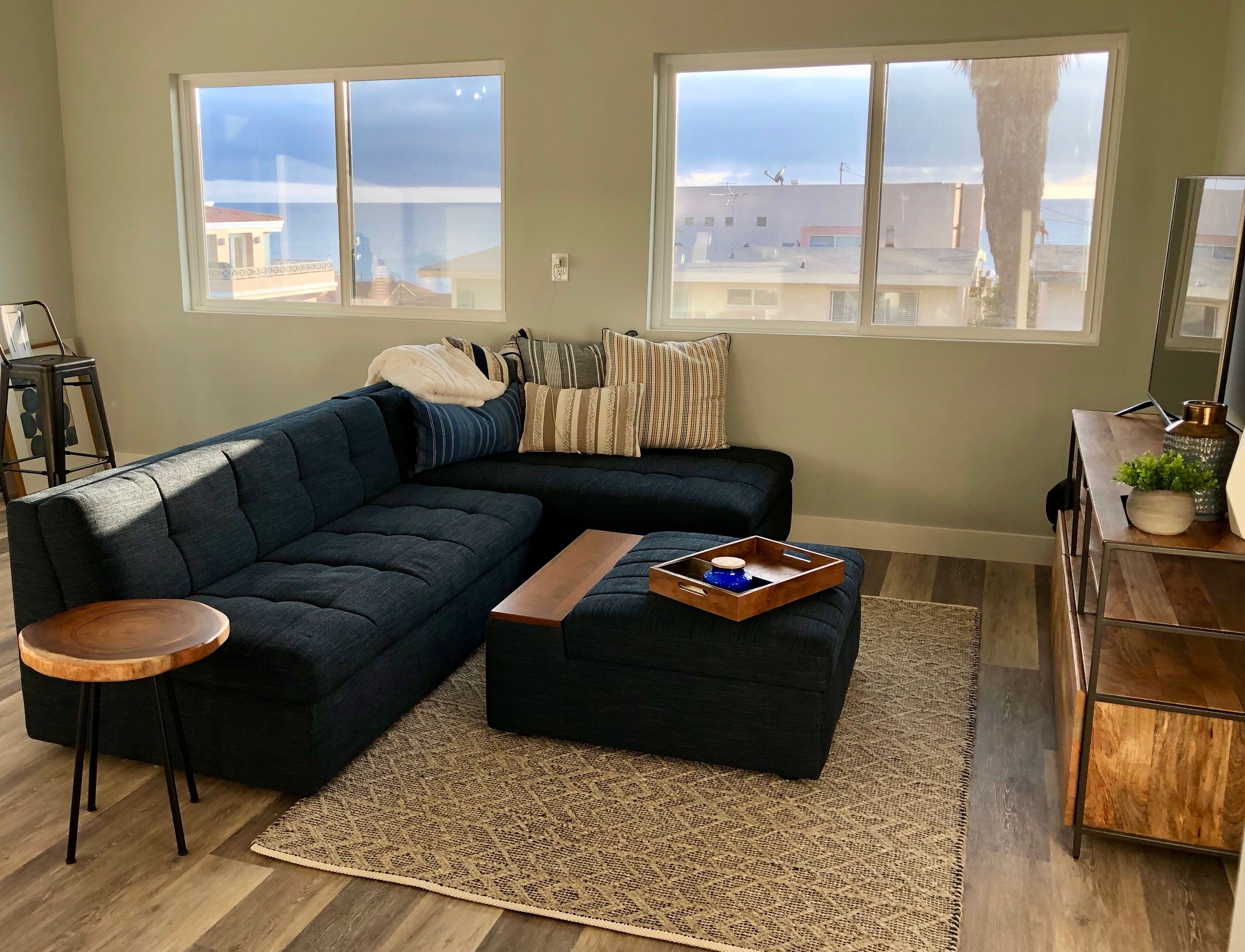 One block to beach, dining & shops, newly renovated home w/ ocean & sunset views